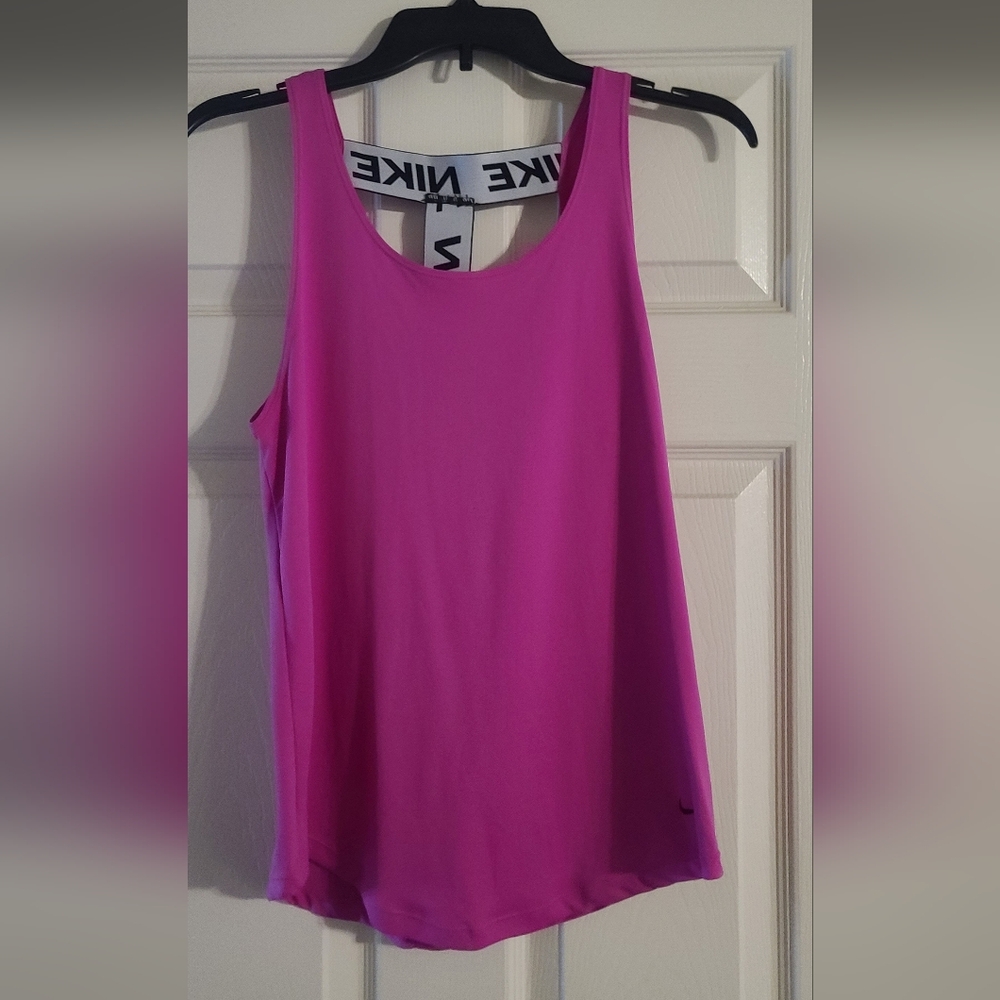 Nike dri fit pink magenta workout tank size small like new
